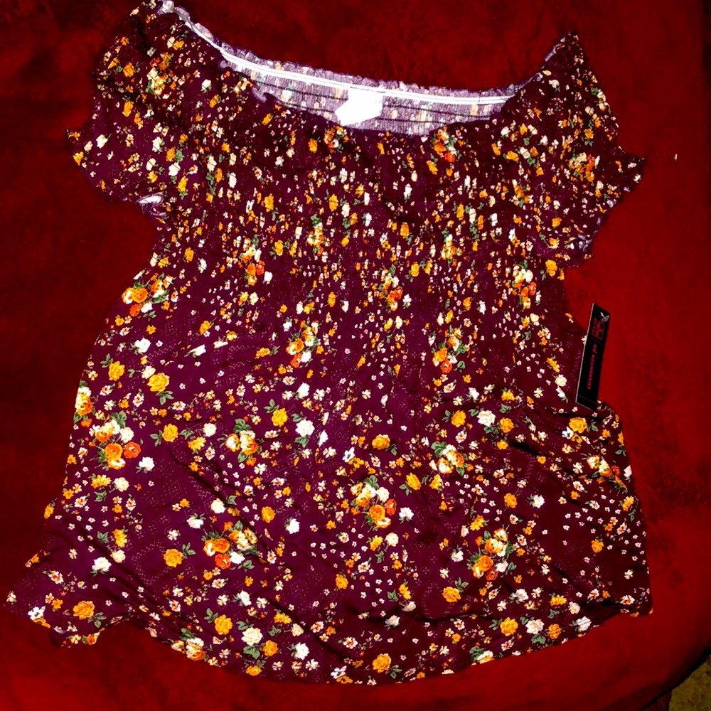 Cute top great for summer!